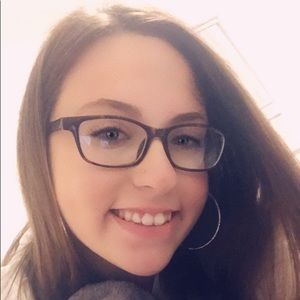 Meet your Posher, Alison